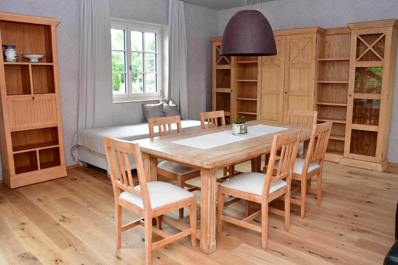 Apartment Domizil Eutschuetzgruen *